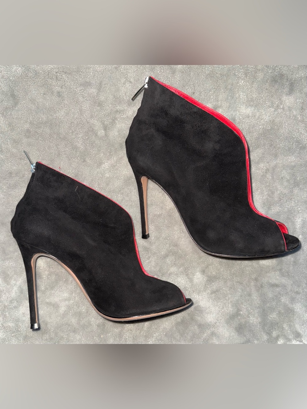Gianvito Rossi Suede Vamp Peep-Toe Booties | Black & Red | EUC | Size EU 37 US 7 - Picture 6 of 16